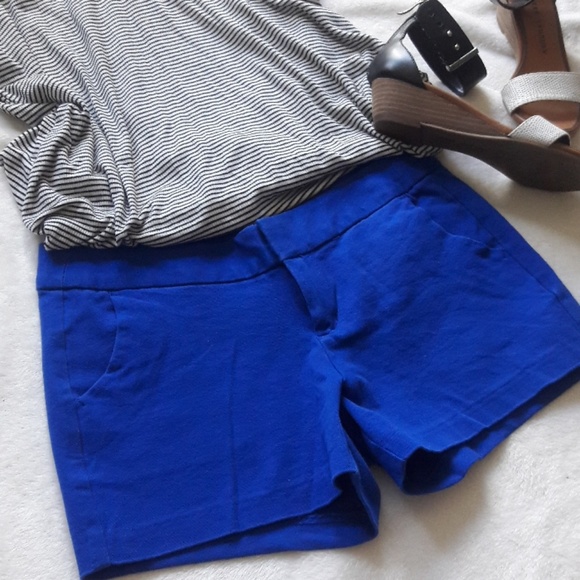 Old Navy Pants - Perfect Condition💥 Old Navy Shorts sz 2